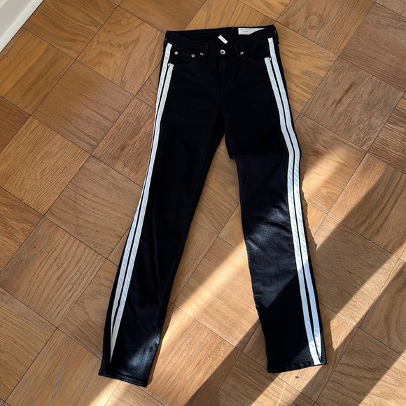 Rag&Bone Cate midrise Flare size 26 - Picture 2 of 6